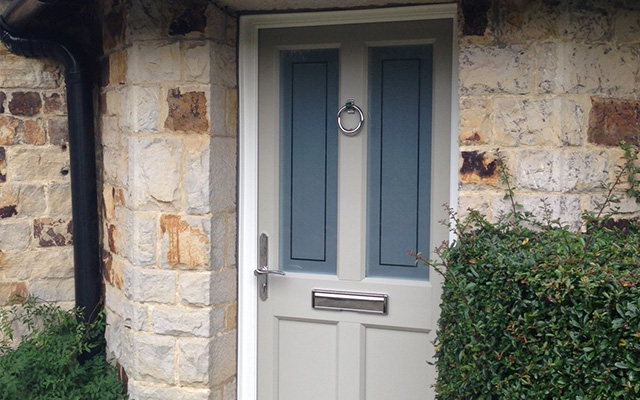 traditional door features